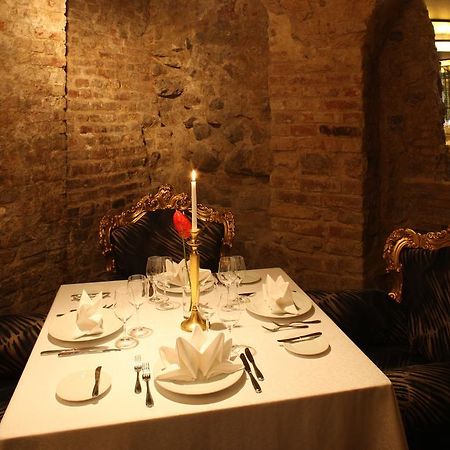 Royal Square Hotel & Suites ريغا المظهر الخارجي الصورة