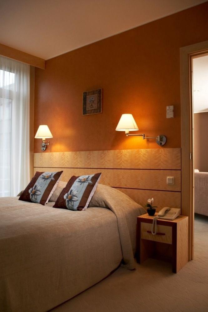 Royal Square Hotel & Suites ريغا المظهر الخارجي الصورة