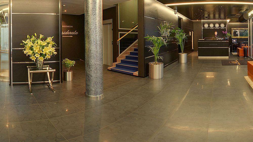 Royal Square Hotel & Suites ريغا المظهر الخارجي الصورة