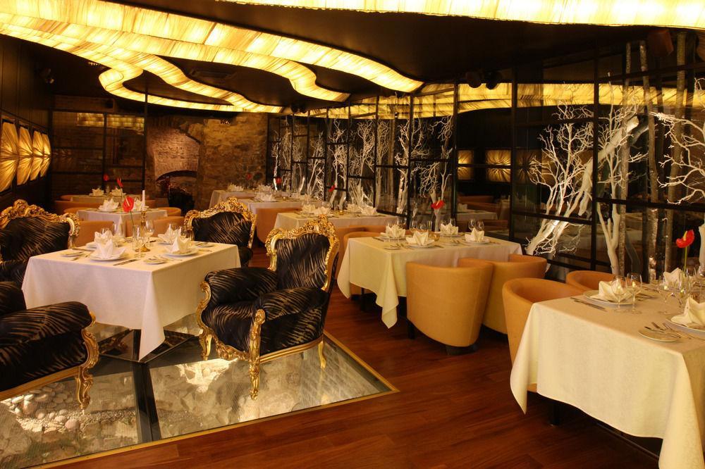 Royal Square Hotel & Suites ريغا المظهر الخارجي الصورة