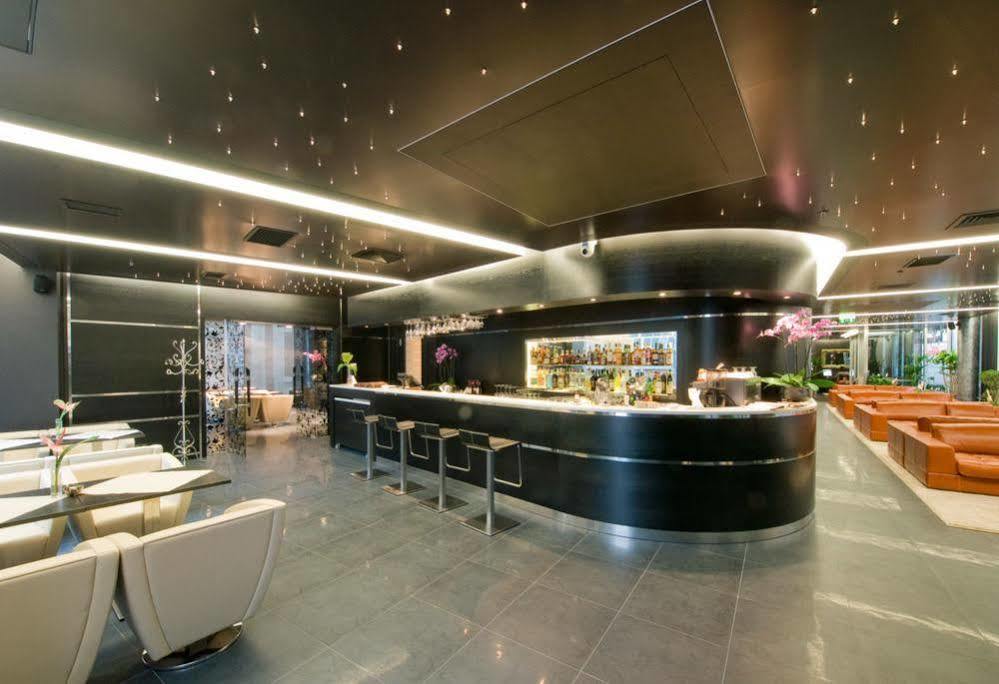 Royal Square Hotel & Suites ريغا المظهر الخارجي الصورة