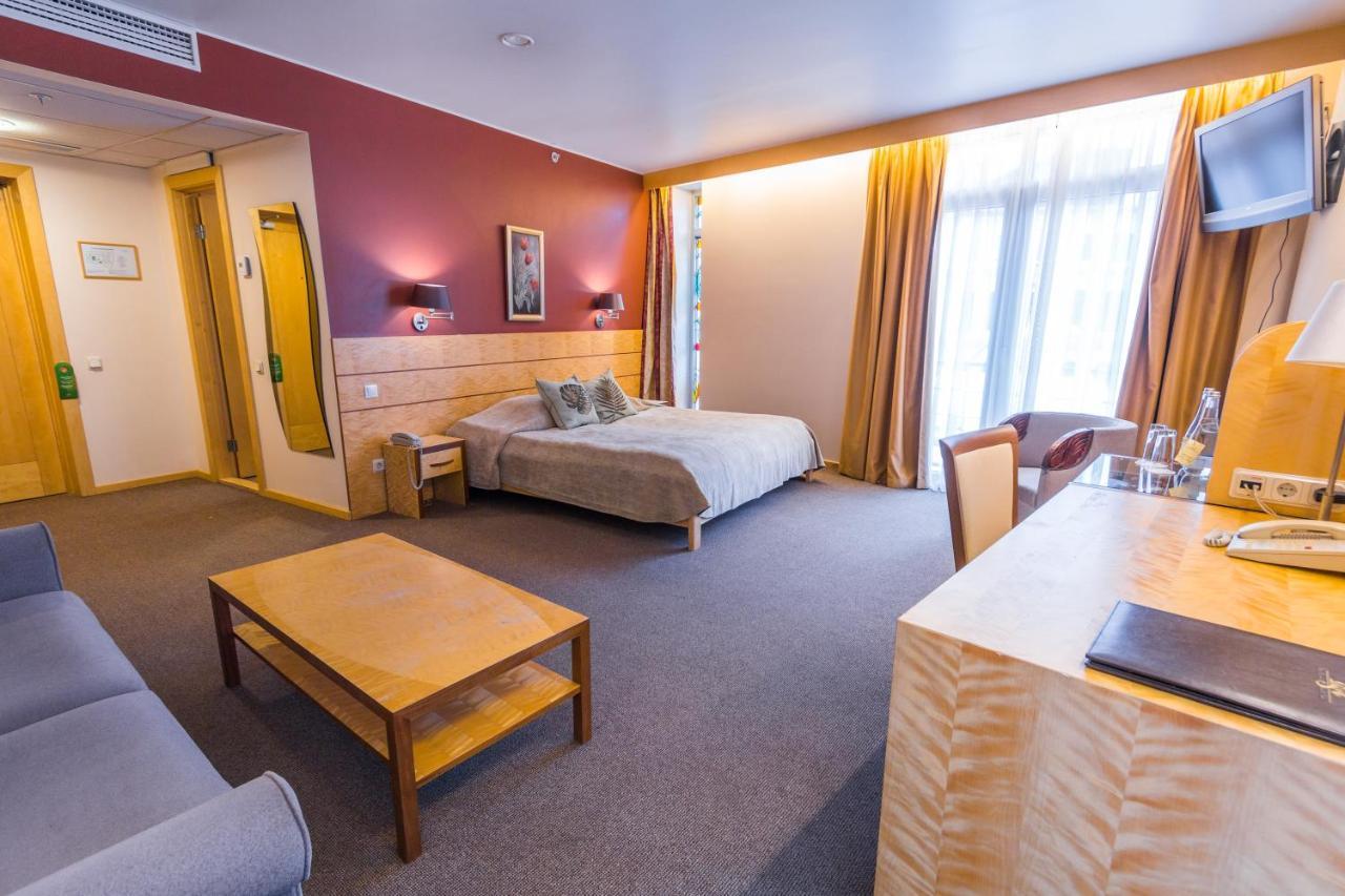 Royal Square Hotel & Suites ريغا المظهر الخارجي الصورة