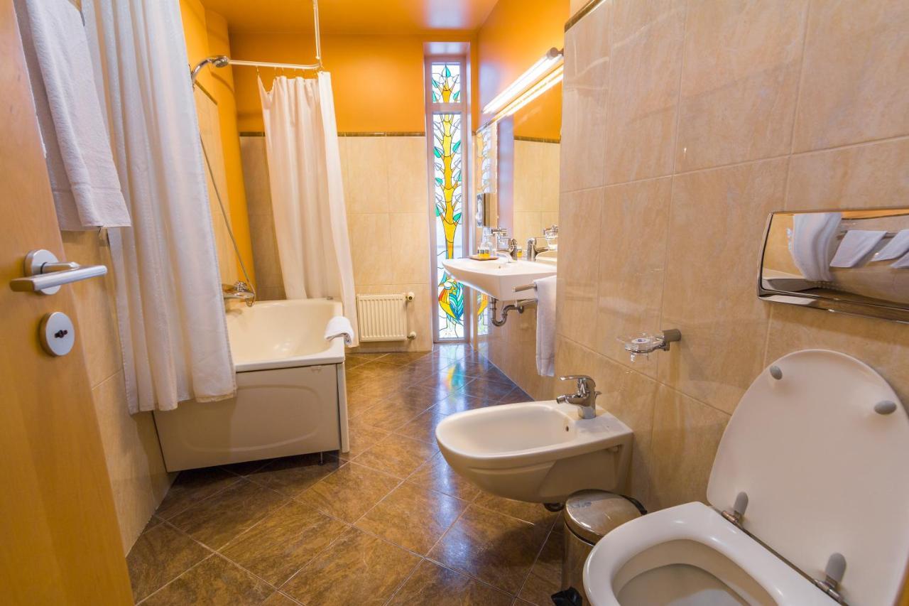 Royal Square Hotel & Suites ريغا المظهر الخارجي الصورة